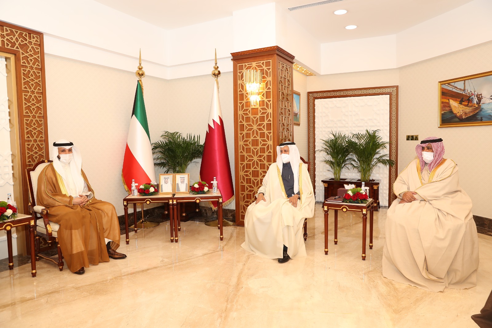 رئيس مجلس الشورى يجتمع مع رئيس مجلس الأمة الكويتي