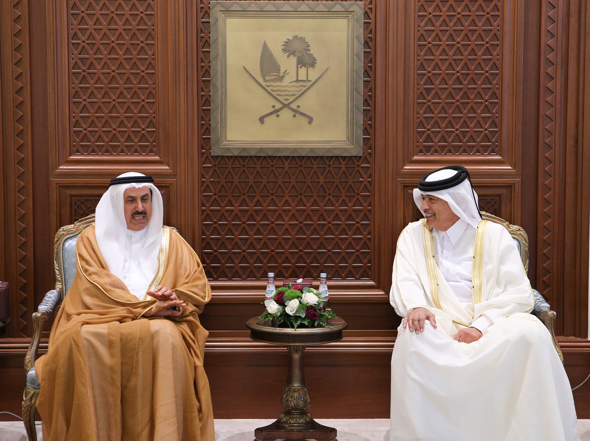 رئيس مجلس الشورى يجتمع مع رئيس المجلس الوطني الاتحادي الإماراتي