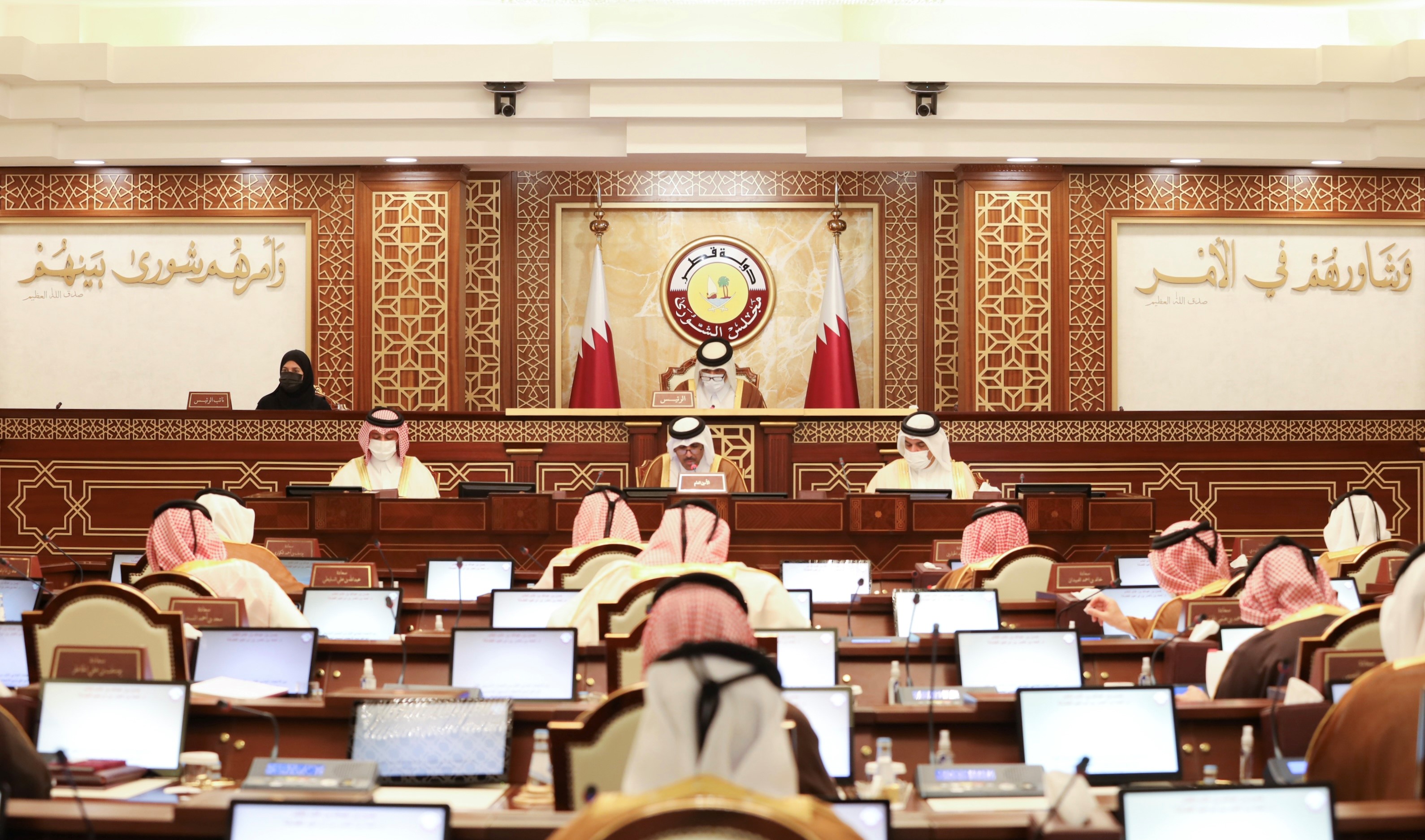مجلس الشورى يناقش تشكيل مجموعات الصداقة البرلمانية ودراسة حول مشروعي قانوني التأمينات الاجتماعية والتقاعد العسكري