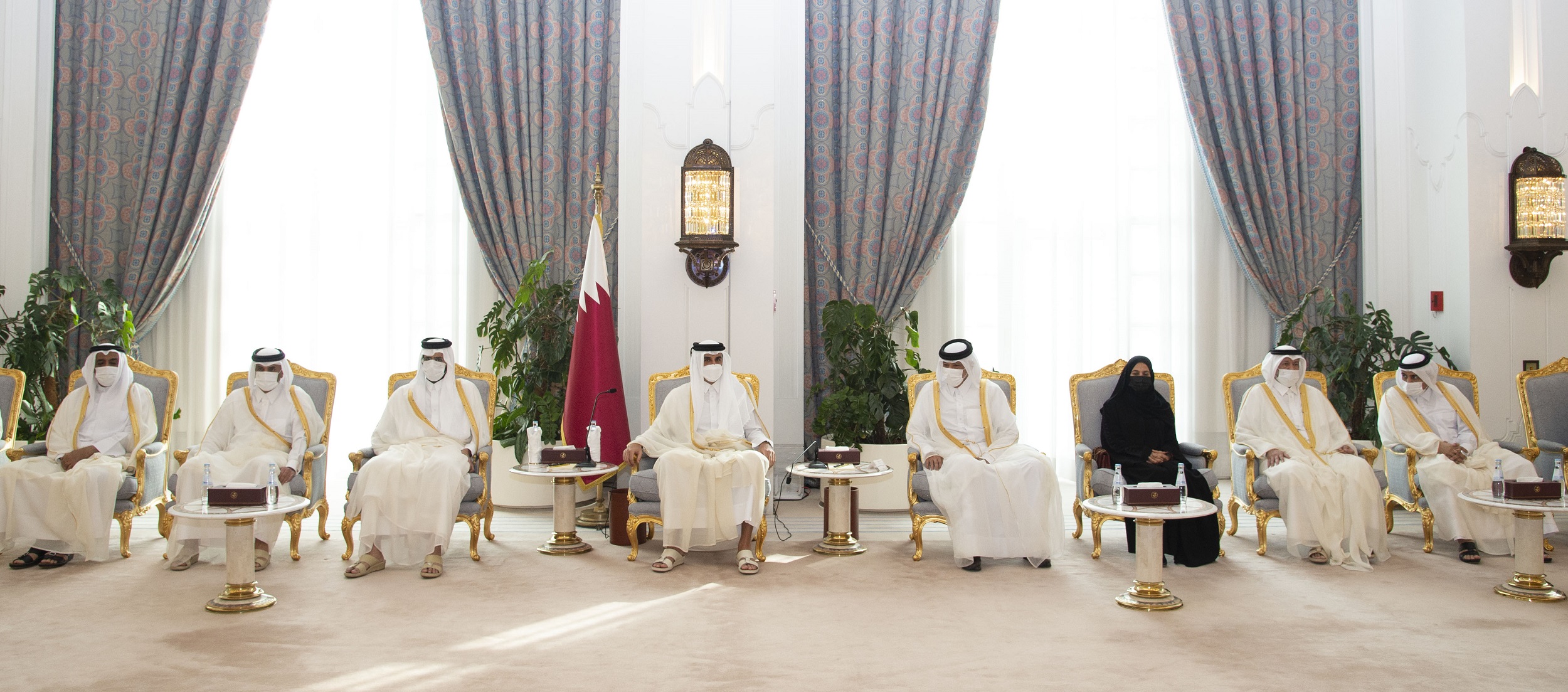 سمو الأمير يستقبل رئيس وأعضاء مجلس الشورى