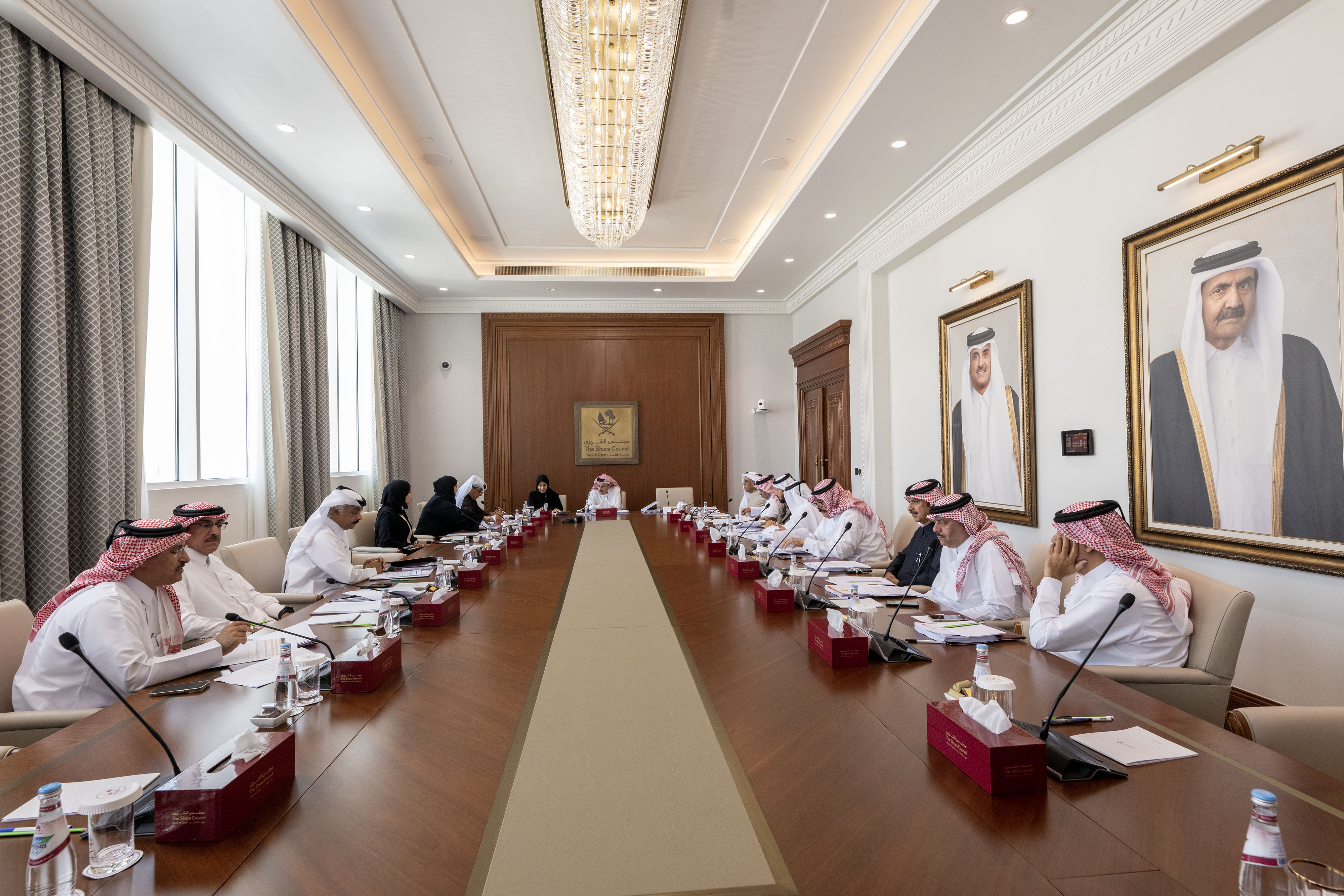 لجنة الشؤون الثقافية والإعلام تناقش عزوف القطريين عن مهنة التعليم بحضور مسؤولين من وزارة التربية