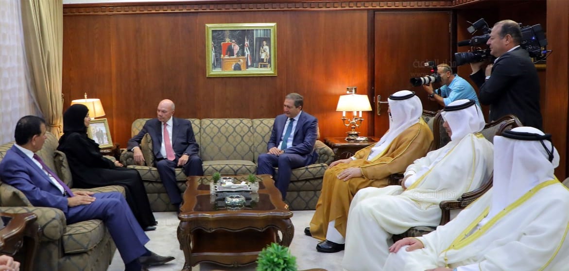 وفد من مجلس الشورى برئاسة نائب رئيس المجلس يجتمع مع رئيس ونائب رئيس مجلس الأعيان الأردني