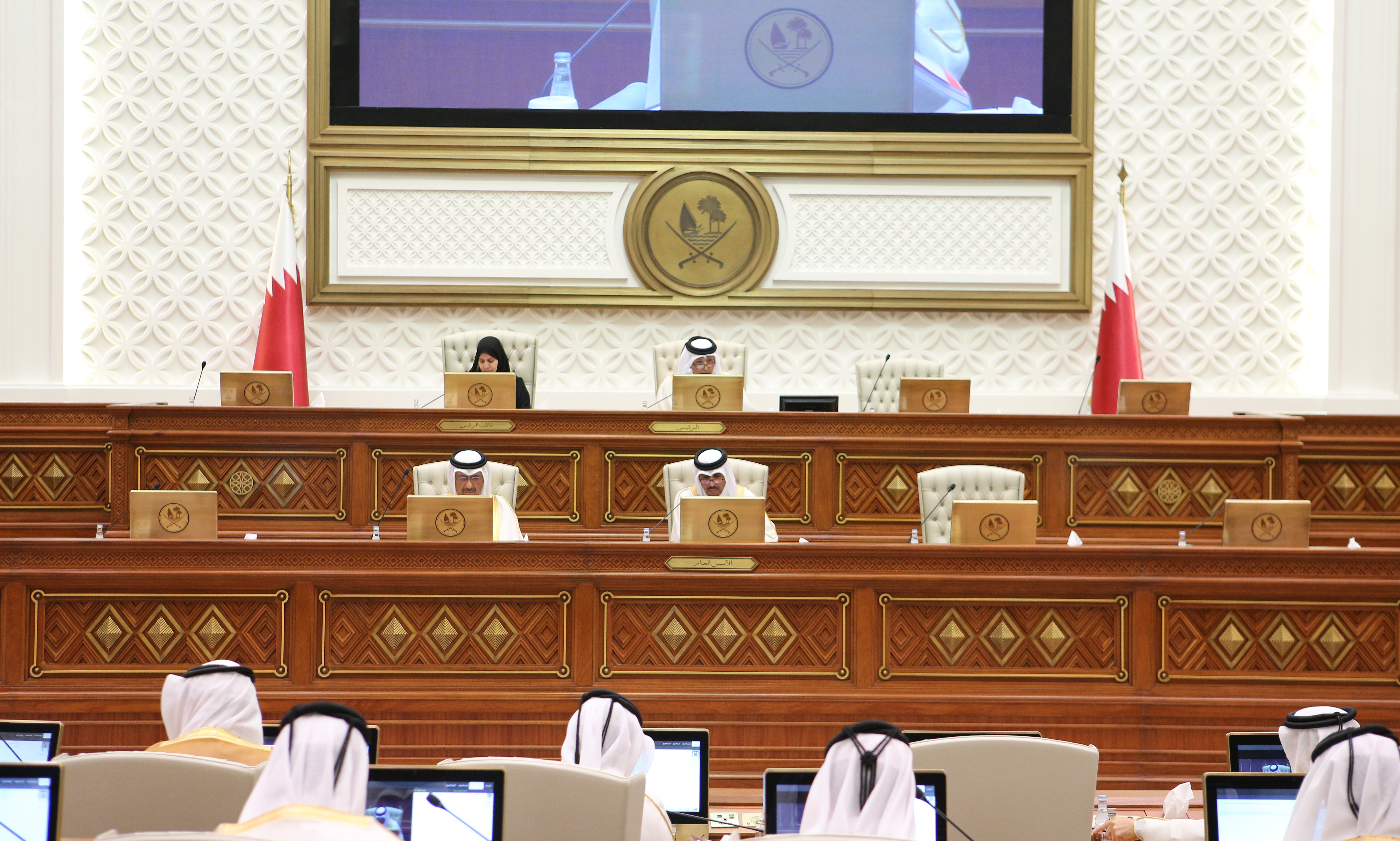 مجلس الشورى يستعرض رد الحكومة الموقرة على الاقتراح برغبة الذي تقدم به بشأن الباحثين عن عمل من القطريين