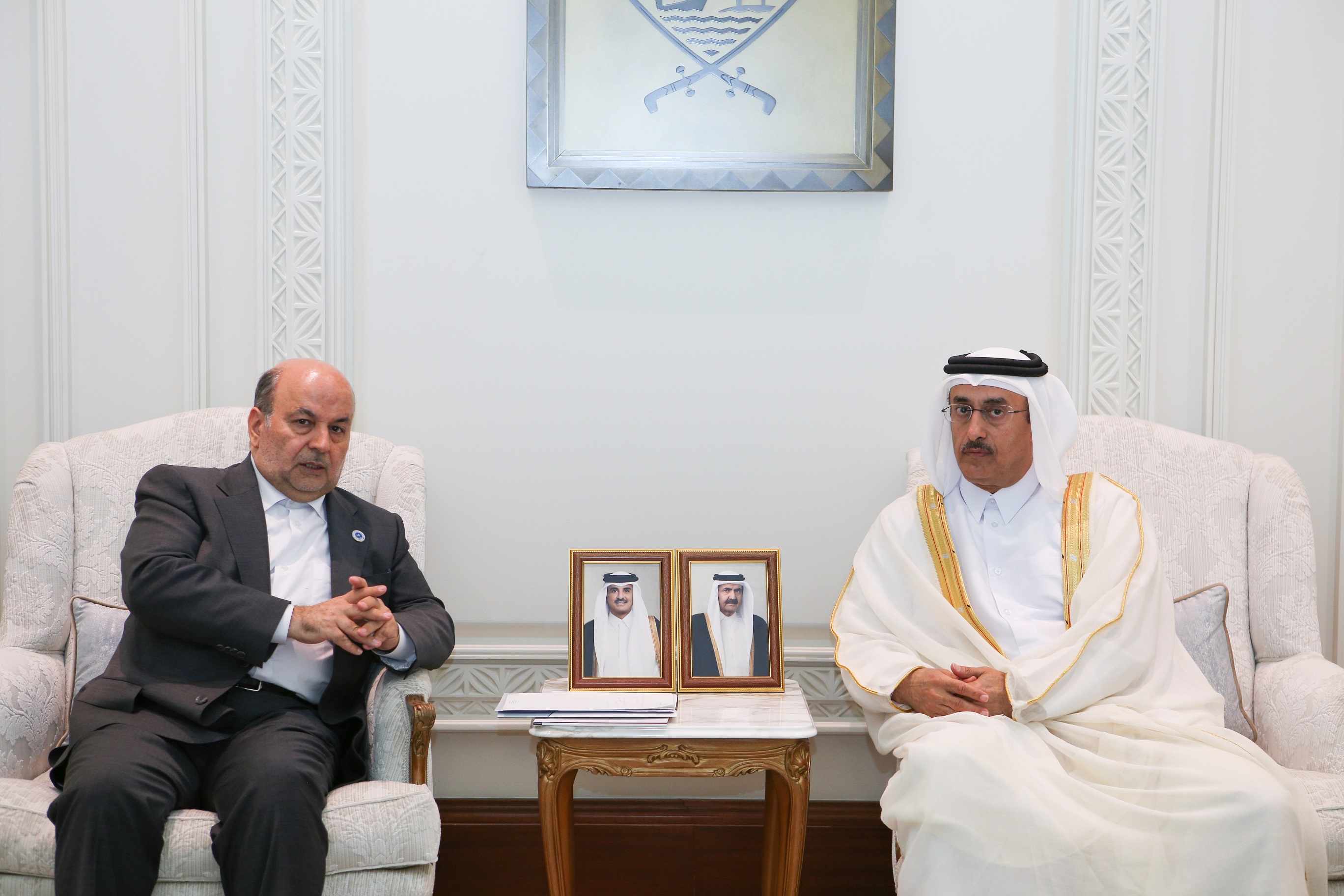 رئيس مجموعة الصداقة البرلمانية القطرية الآسيوية بالشورى يجتمع مع الأمين العام للجمعية البرلمانية الآسيوية
