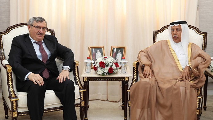 رئيس مجلس الشورى يجتمع مع سفيري المملكة المتحدة وتركيا لدى الدولة
